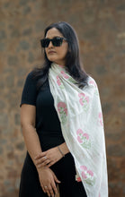 Load image into Gallery viewer, Floral Print Lace Scarf
